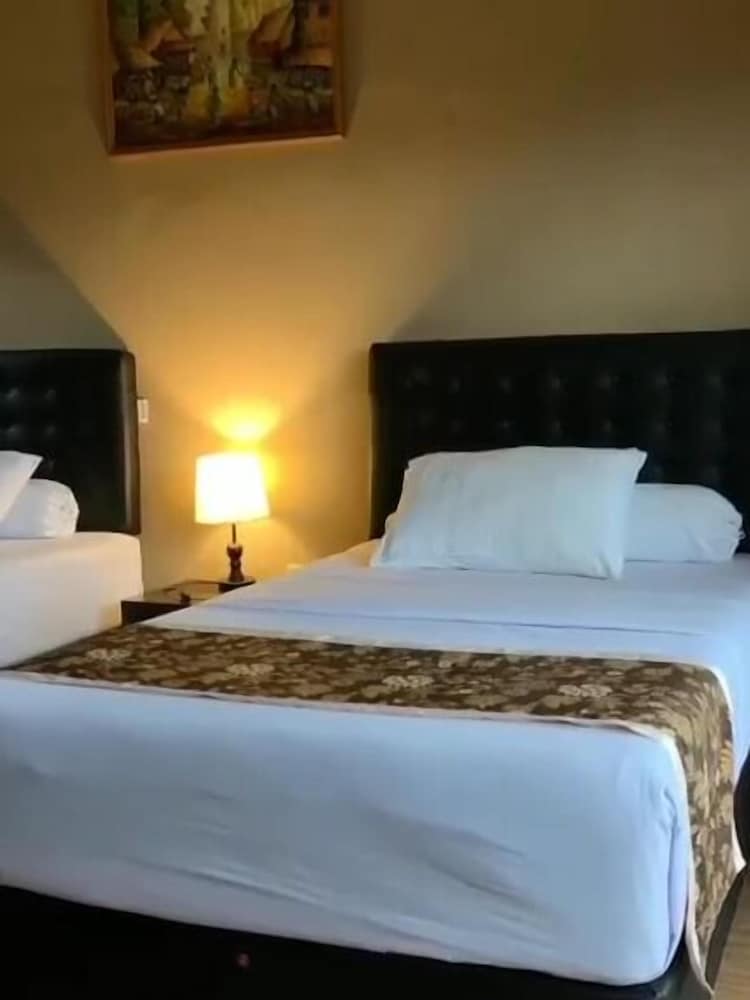 Standard Double or Twin Room photo 1