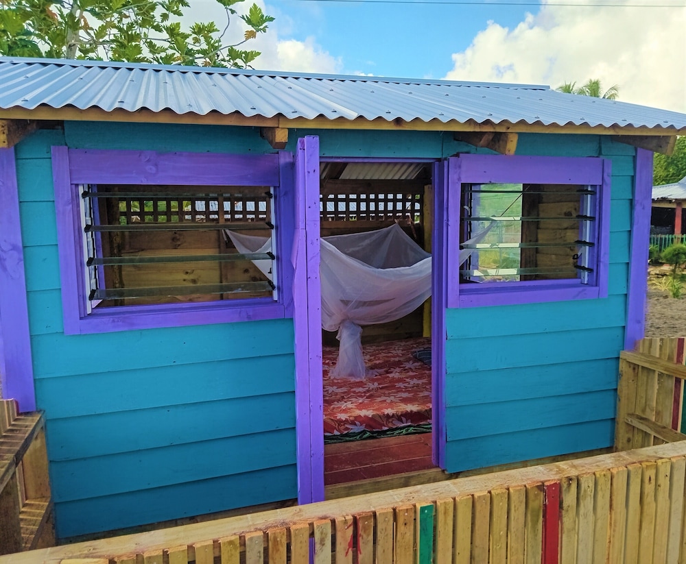Standard Double Room, 1 Double Bed, Sea View, Beachside photo 1