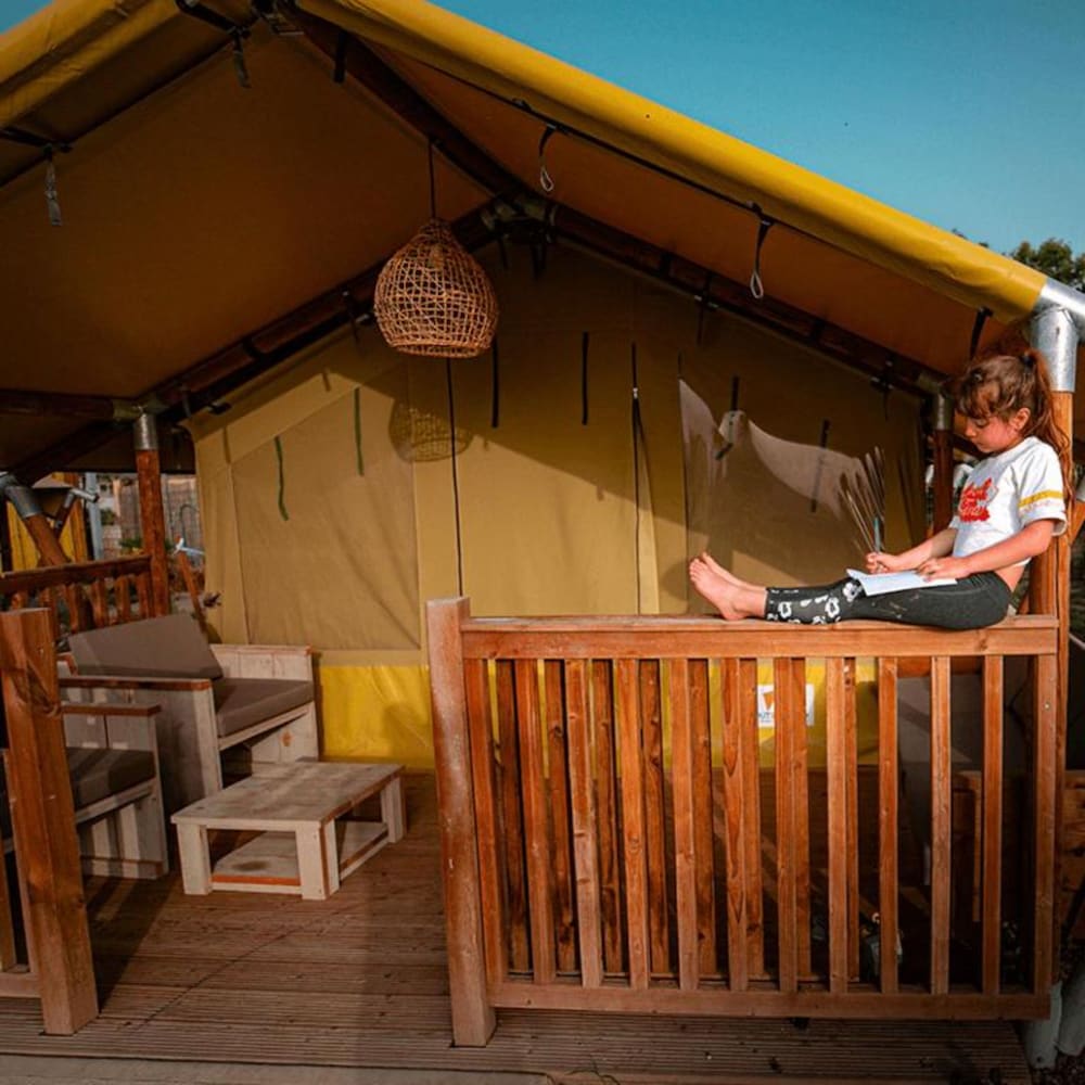 Luxury Tent photo 2
