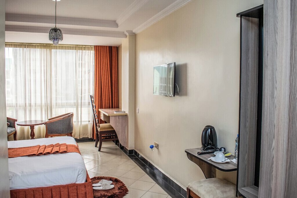 Deluxe Twin Room photo 2