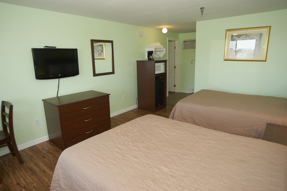 Deluxe Triple, 3 Double Beds, Non Smoking