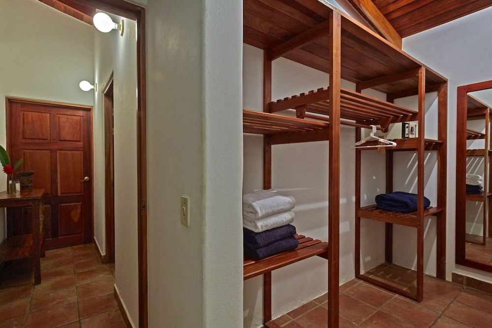 Superior Double Room, 1 King Bed, Private Bathroom