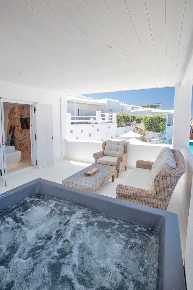 Comfort Suite (Outdoor Spa Bath) - Photo 12