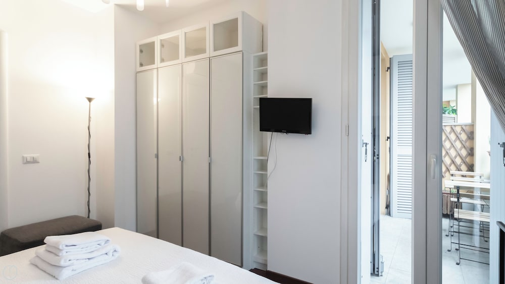 Apartment (1 Bedroom)