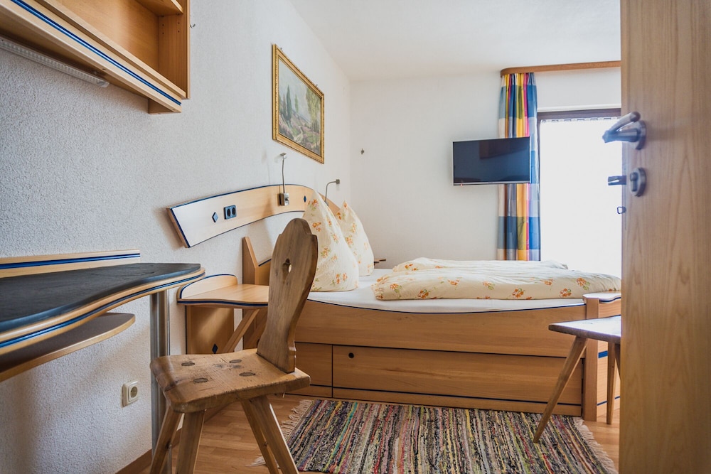Basic Double or Twin Room