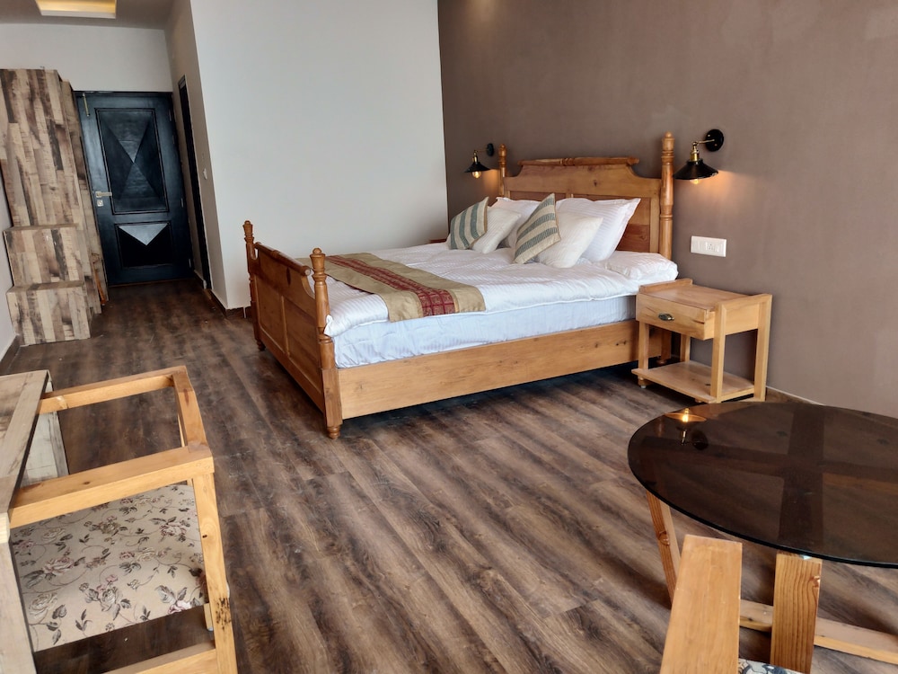 Super Deluxe Room - Photo 8