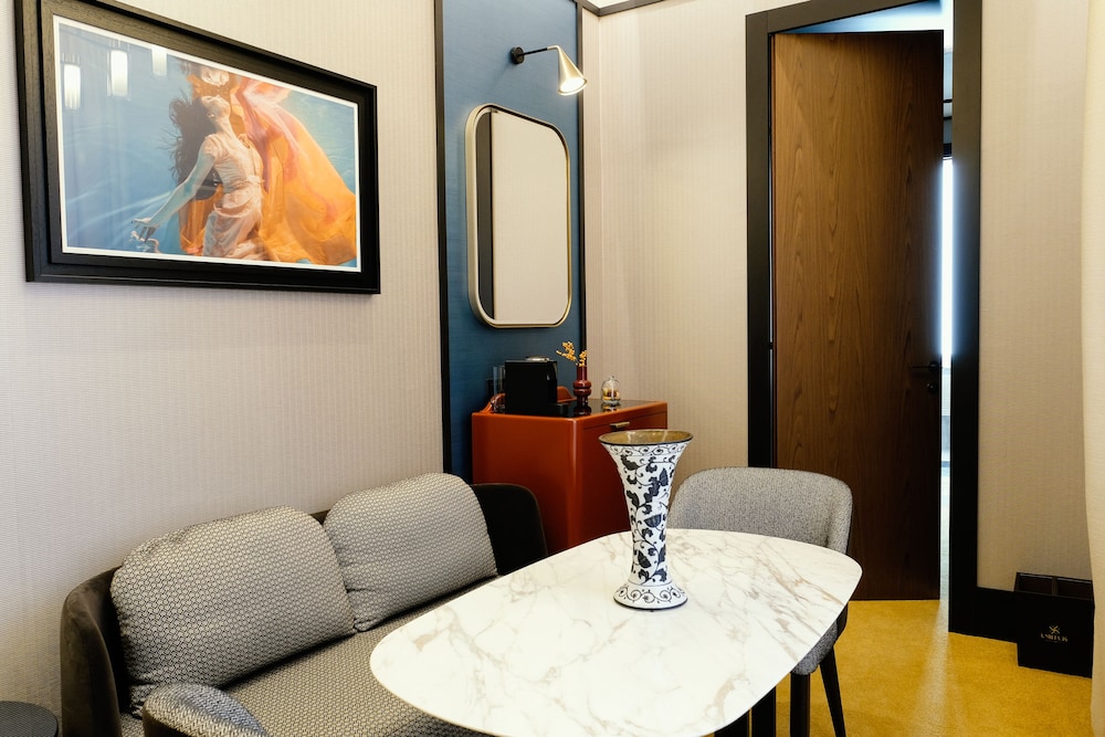 Suite, Terrace
