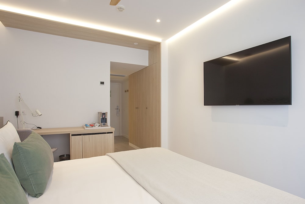 Double Room (Street Views)