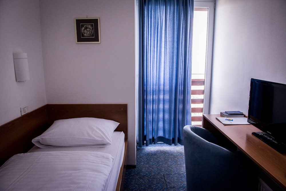 Economy Single Room photo 2