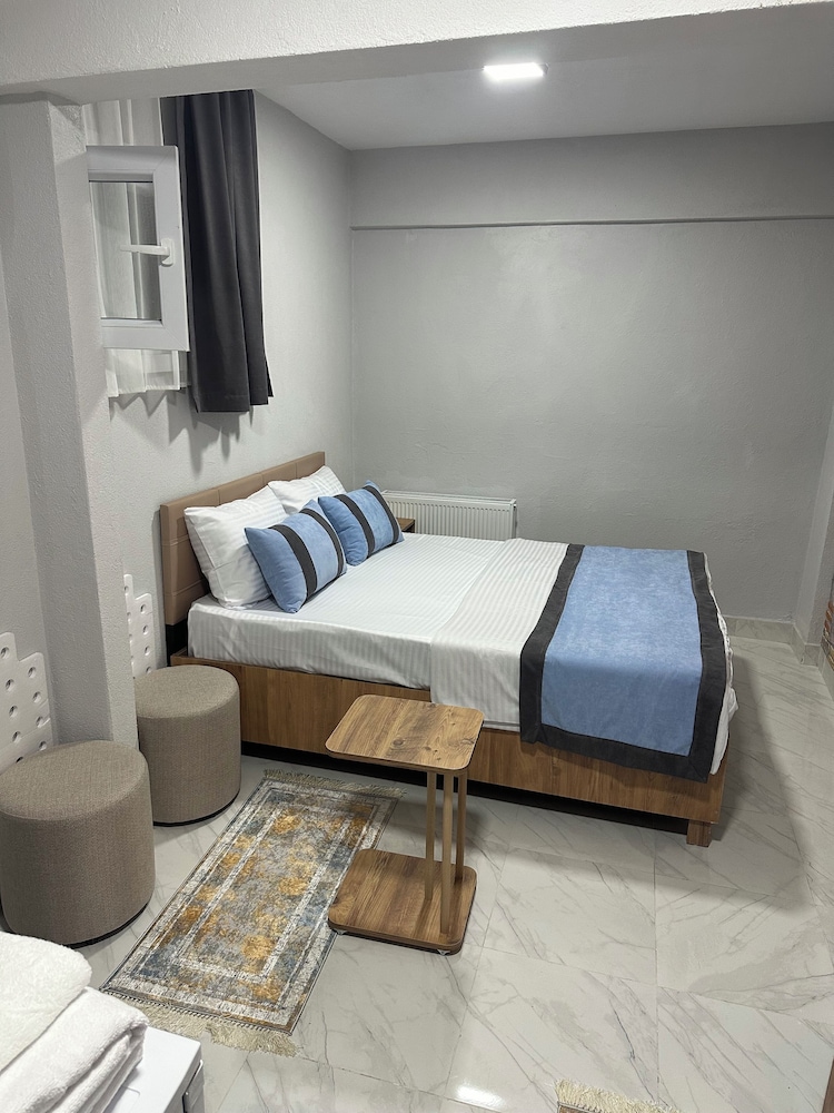 Economy Double Room photo 1