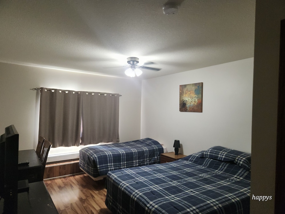 Family Room photo 3