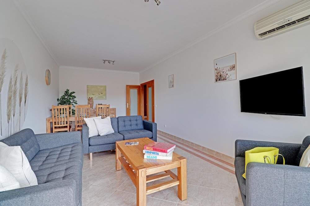 Superior Room, 1 King Bed (Isaac Mullikan House) photo 3
