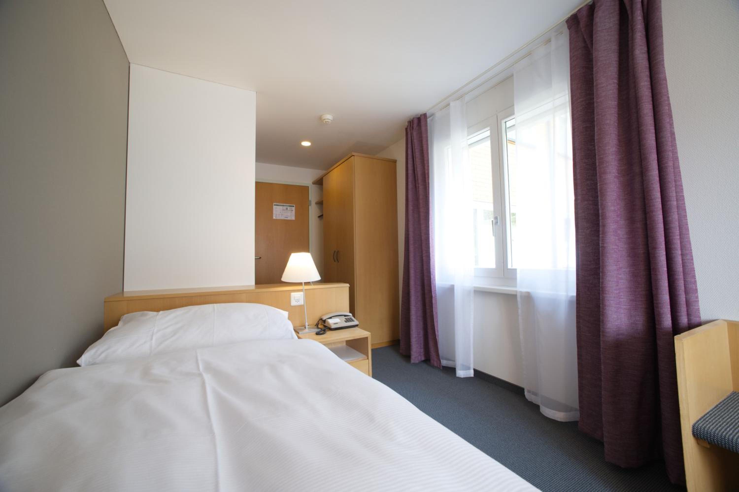 Small Single Room