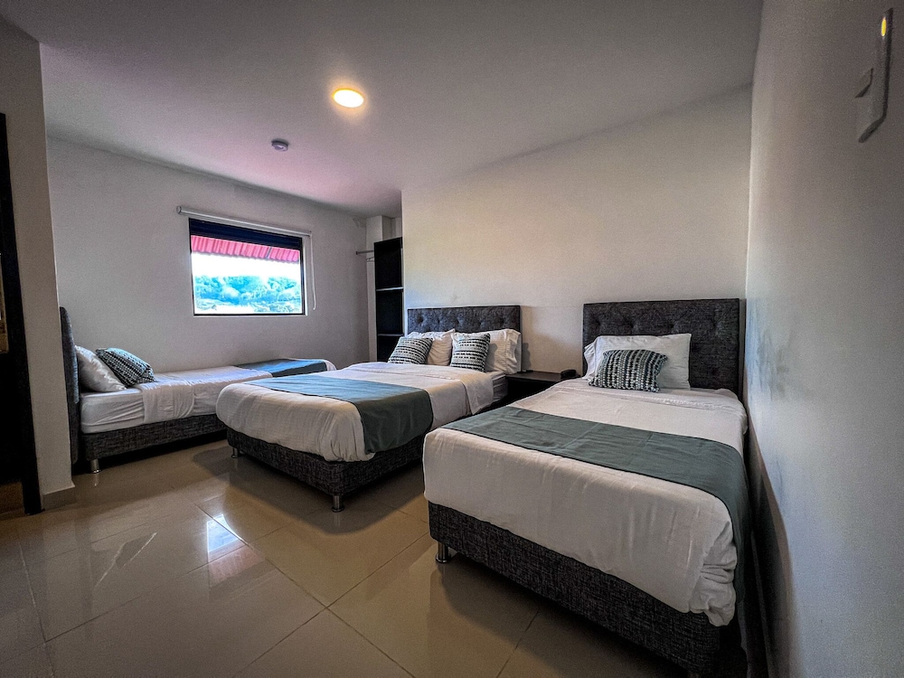 Standard Quadruple Room photo 2