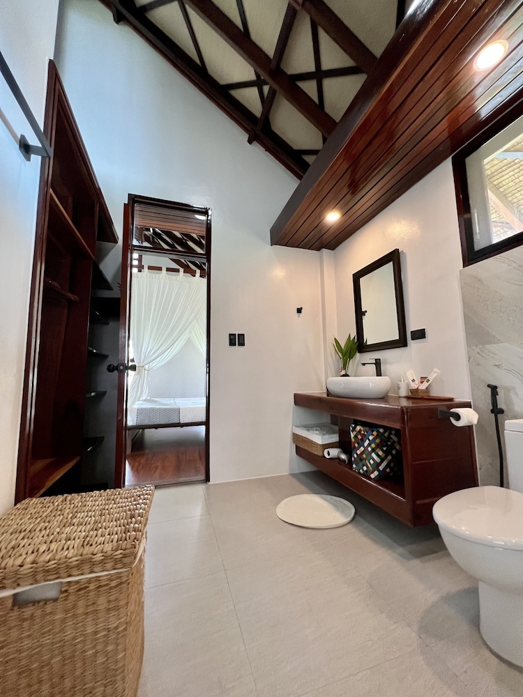 Premier Villa photo 3