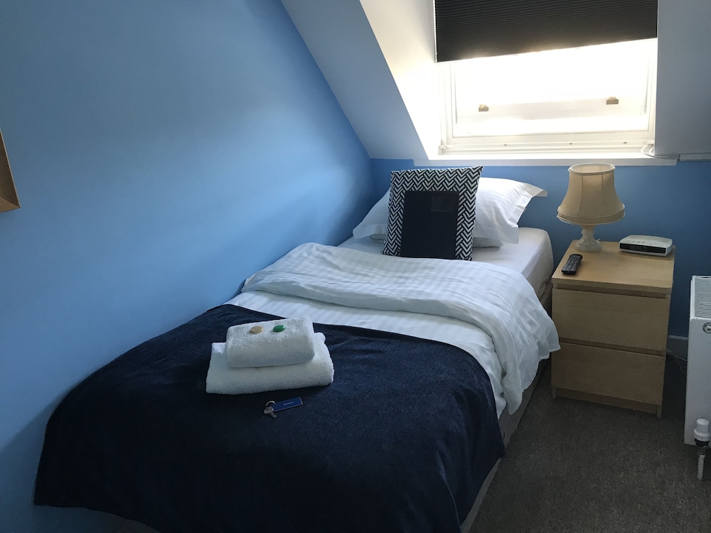 Single Room photo 1