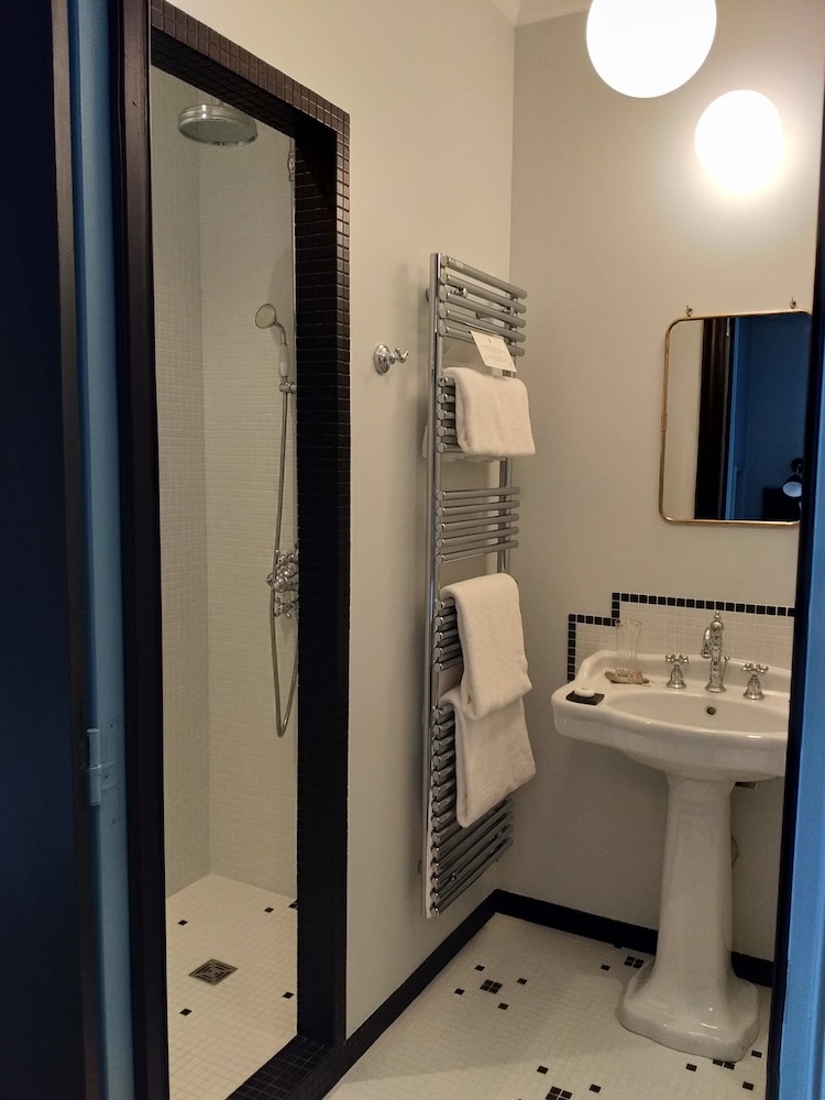 Comfort Double or Twin Room, Sea View (Main building) - Photo 6