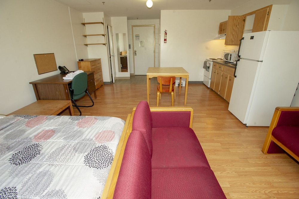 Studio with Kitchenette (Arts & Science) photo 1