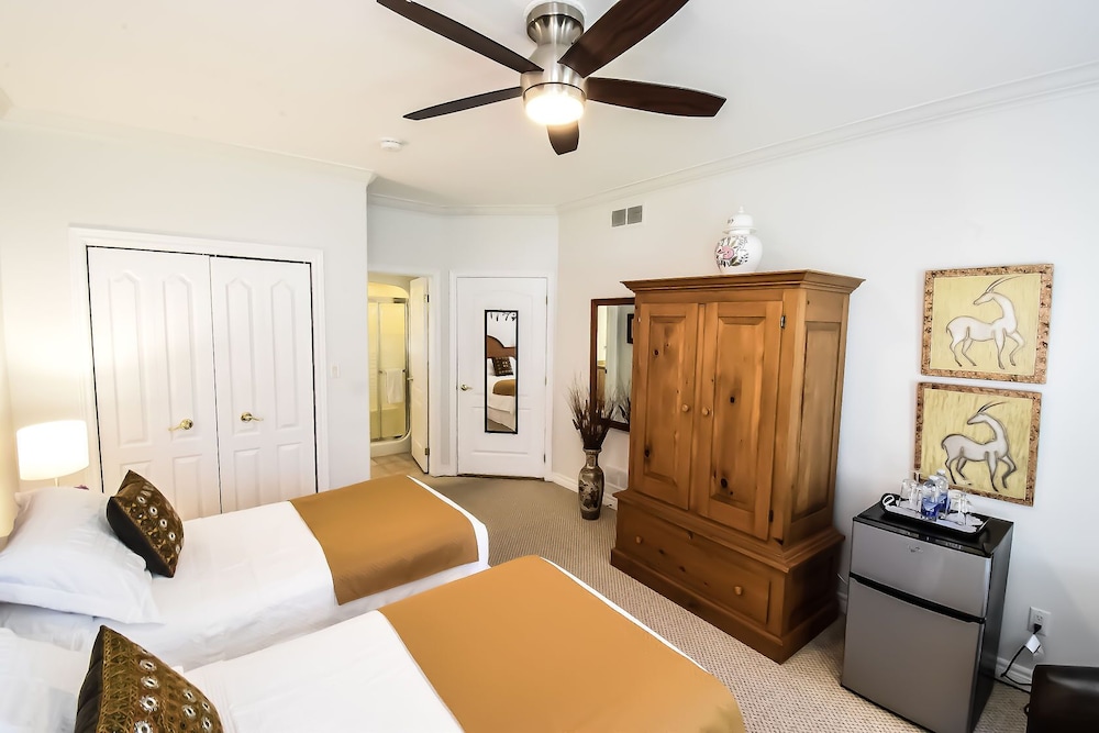 Merlot Suite (1 King Bed or 2 Twin Beds) photo 3