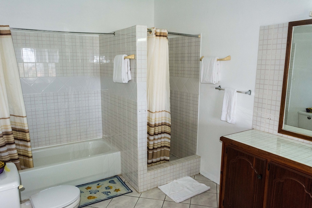 Cleopatra 10-Bedroom Sea-View Villa photo 3
