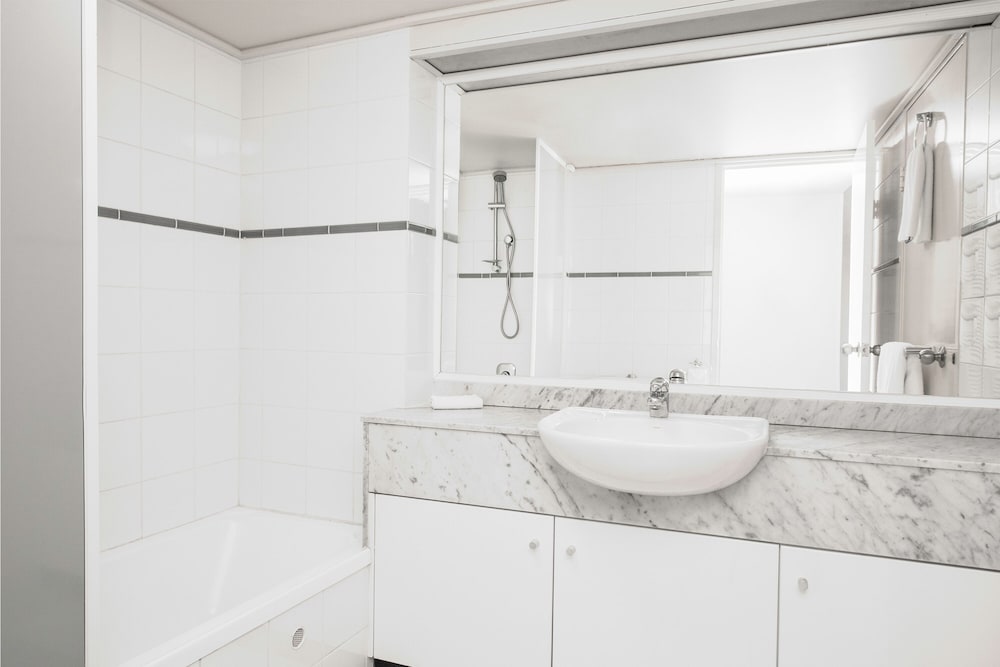 Room, 2 Bedrooms (Cityside) - Photo 8