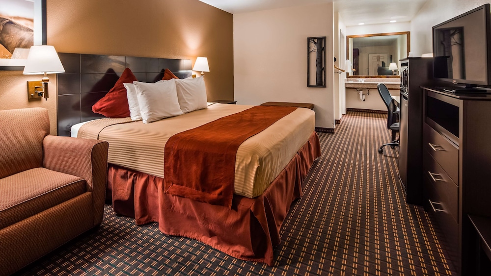 Standard Room, 1 Queen Bed, Accessible, Bathtub