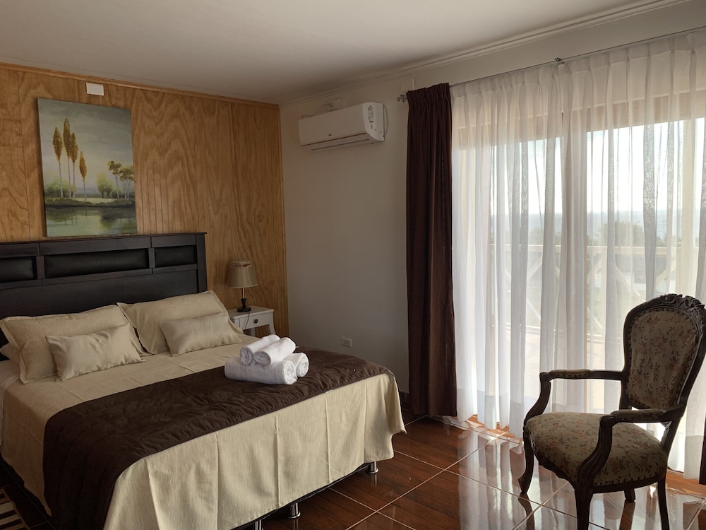 Room Rora, 1 Double Bed, Bathtub, Sea View photo 1