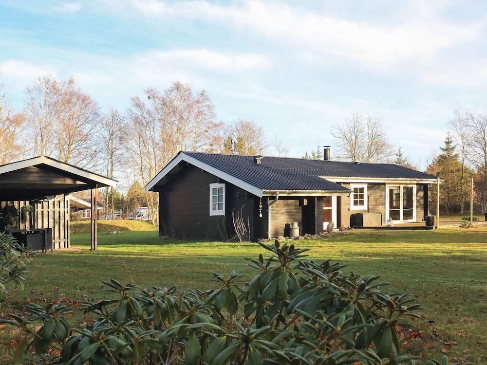 House photo 2