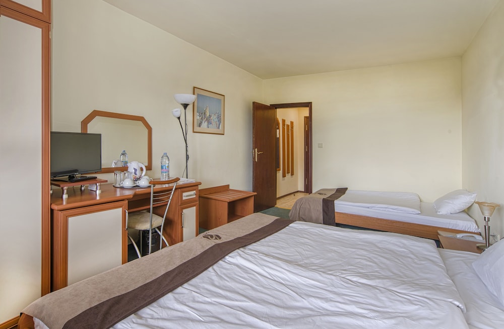 Triple Room, Mountain View