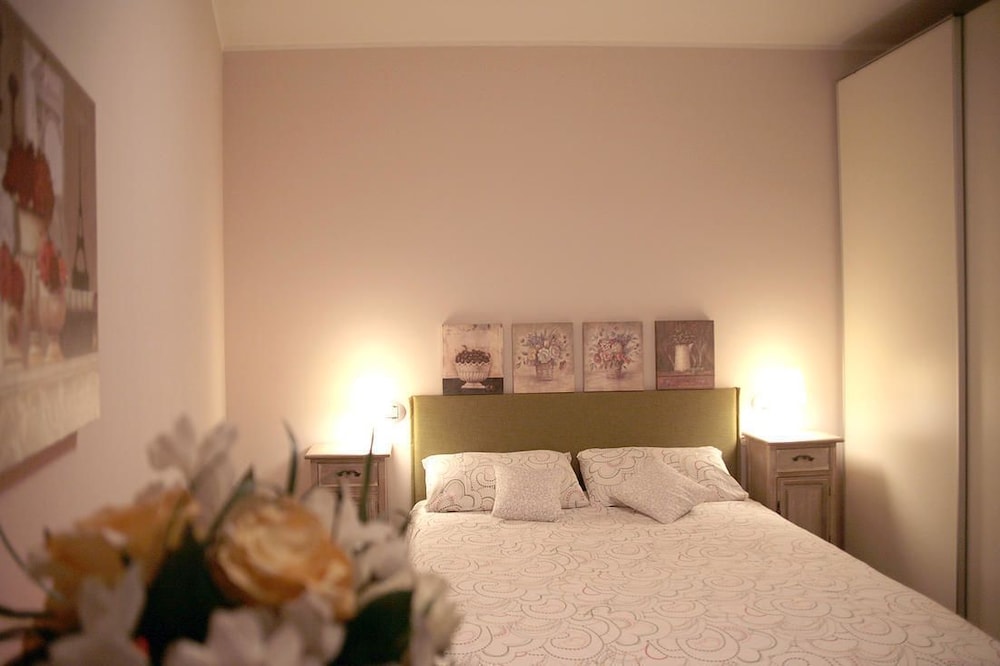 Deluxe Apartment, 1 Bedroom, Lake View, Garden Area
