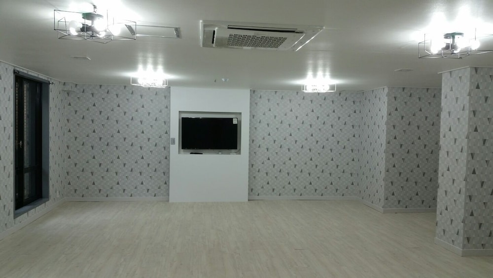 Room, 2 Bedrooms (Daffodil) photo 1