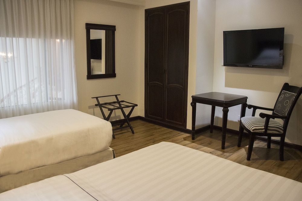 Classic Quadruple Room, 1 Bedroom - Photo 1