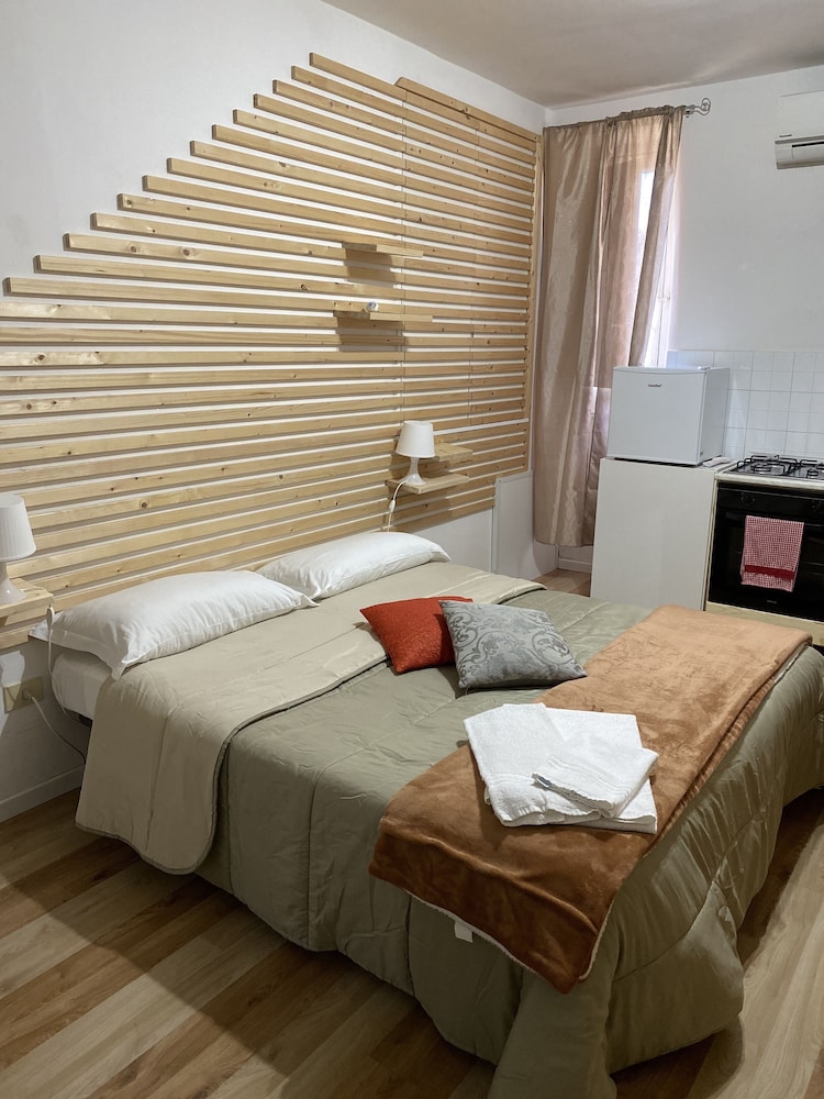 Camera Matrimoniale Comfort con cucina con bagno privato