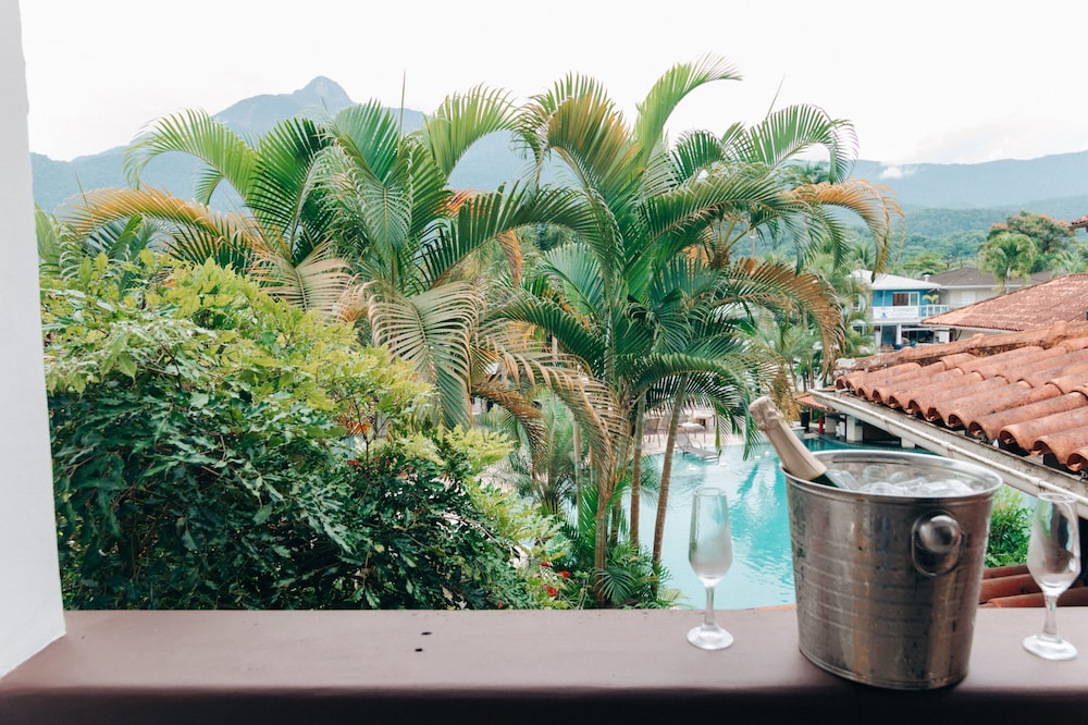 Standard Room, Pool View photo 2