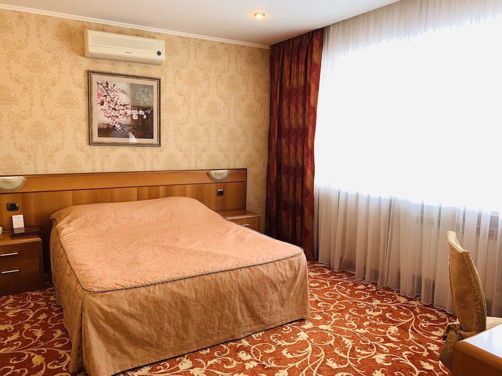 Suite photo 1