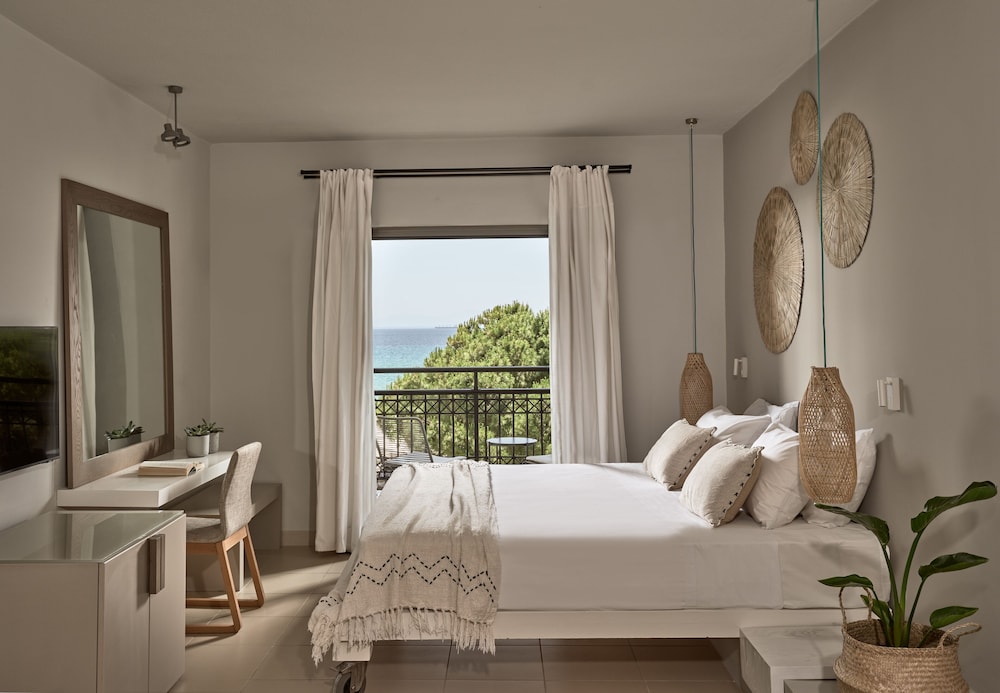 Superior Double or Twin Room, Sea View