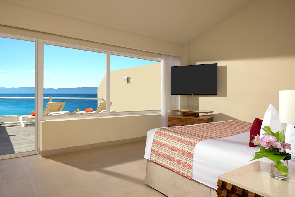 Sun Club Romantic Suite Bay View