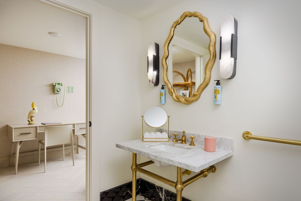 Suite, 1 Bedroom, Ocean View - Photo 13