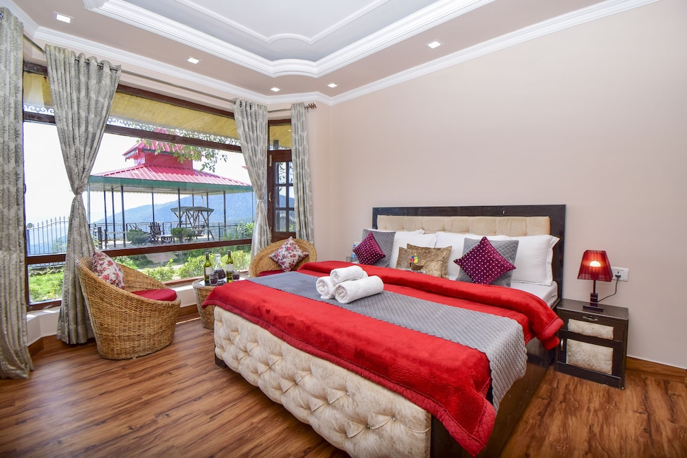 Executive Villa photo 1