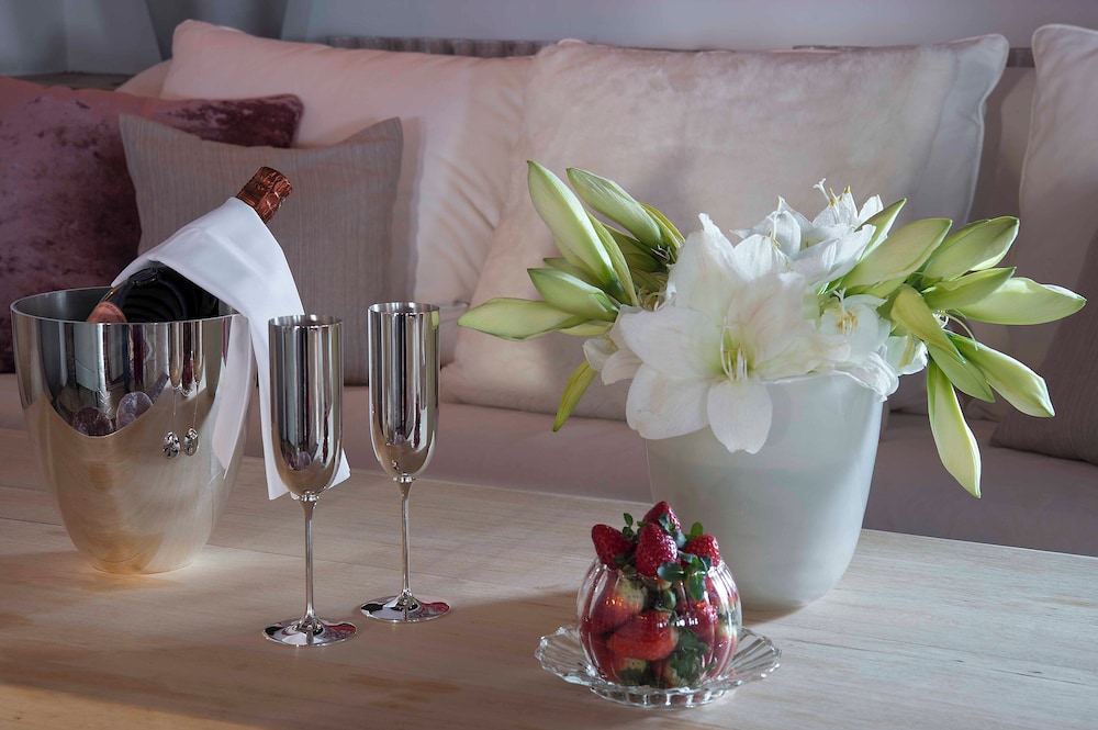 Deluxe Suite (Spa) photo 2