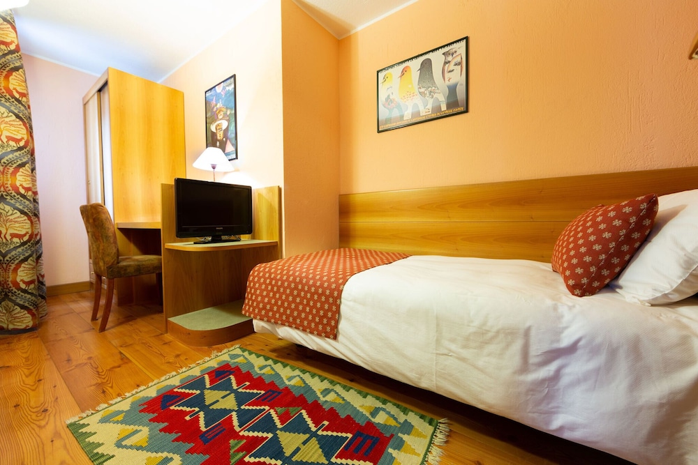Triple Room, Balcony photo 2