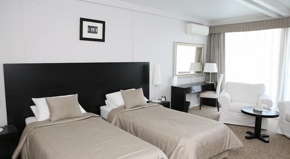 Deluxe Twin Room photo 1