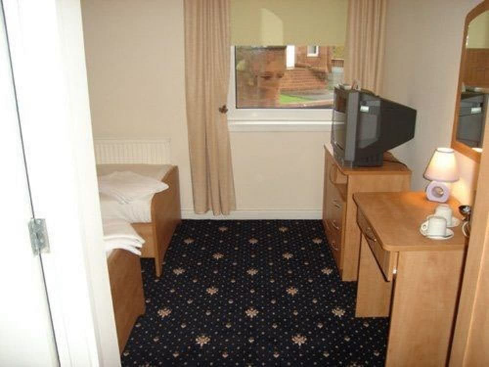 Standard Twin Room photo 3