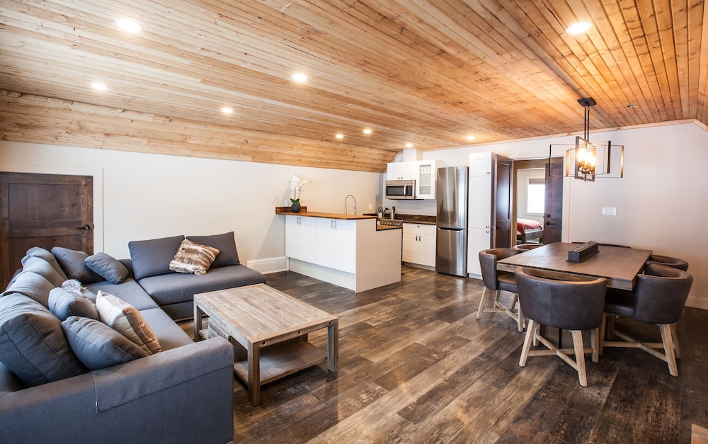 Boulder Suite photo 1