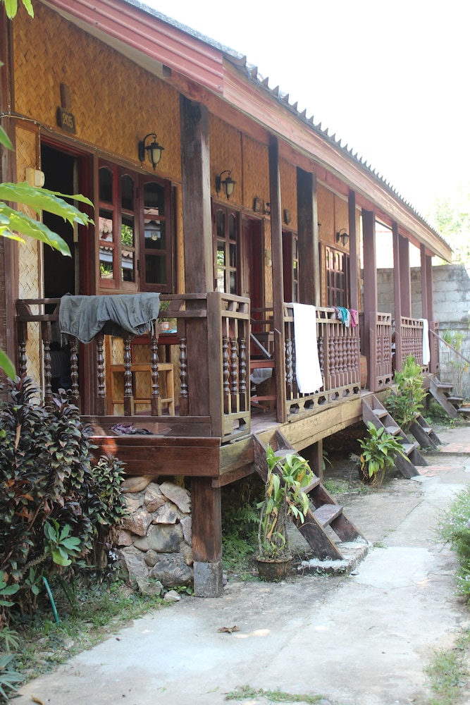 Standard Double Room with Balcony photo 2