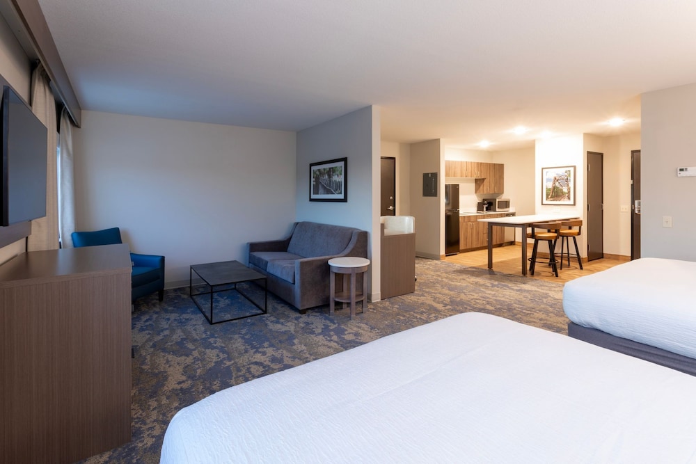 Suite, Multiple Beds, Accessible (Extended Stay) photo 3