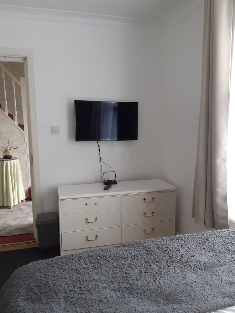 Double Room, Shared Bathroom, Garden Area photo 3