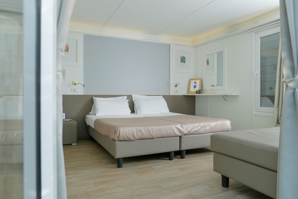 Deluxe Bungalow, 1 Bedroom - Photo 4