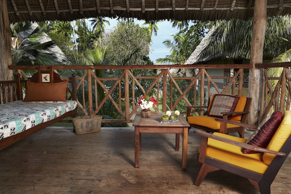 Deluxe Room Sea Side - Photo 4
