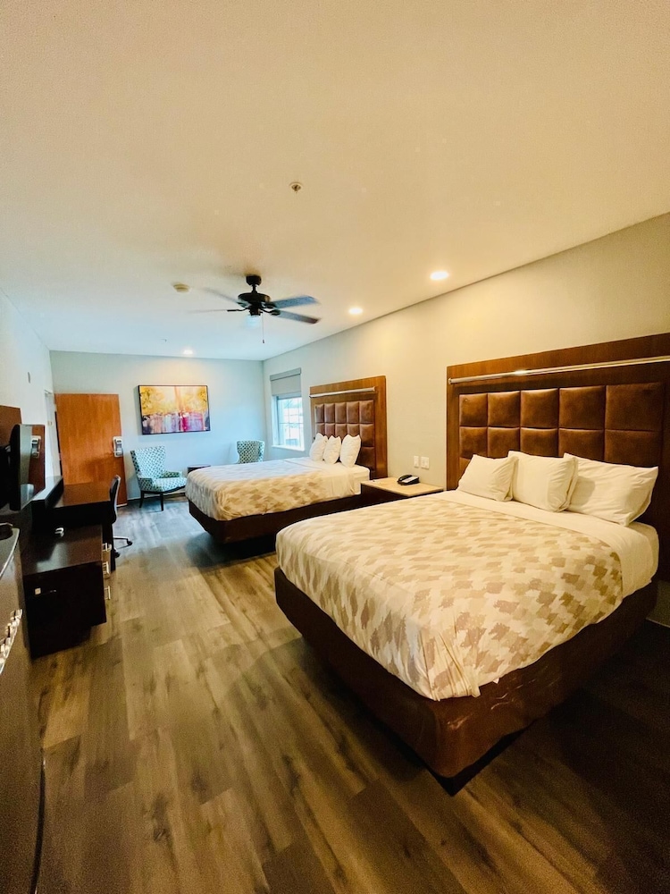 Room, 2 Queen Beds, Accessible, Non Smoking - Photo 3